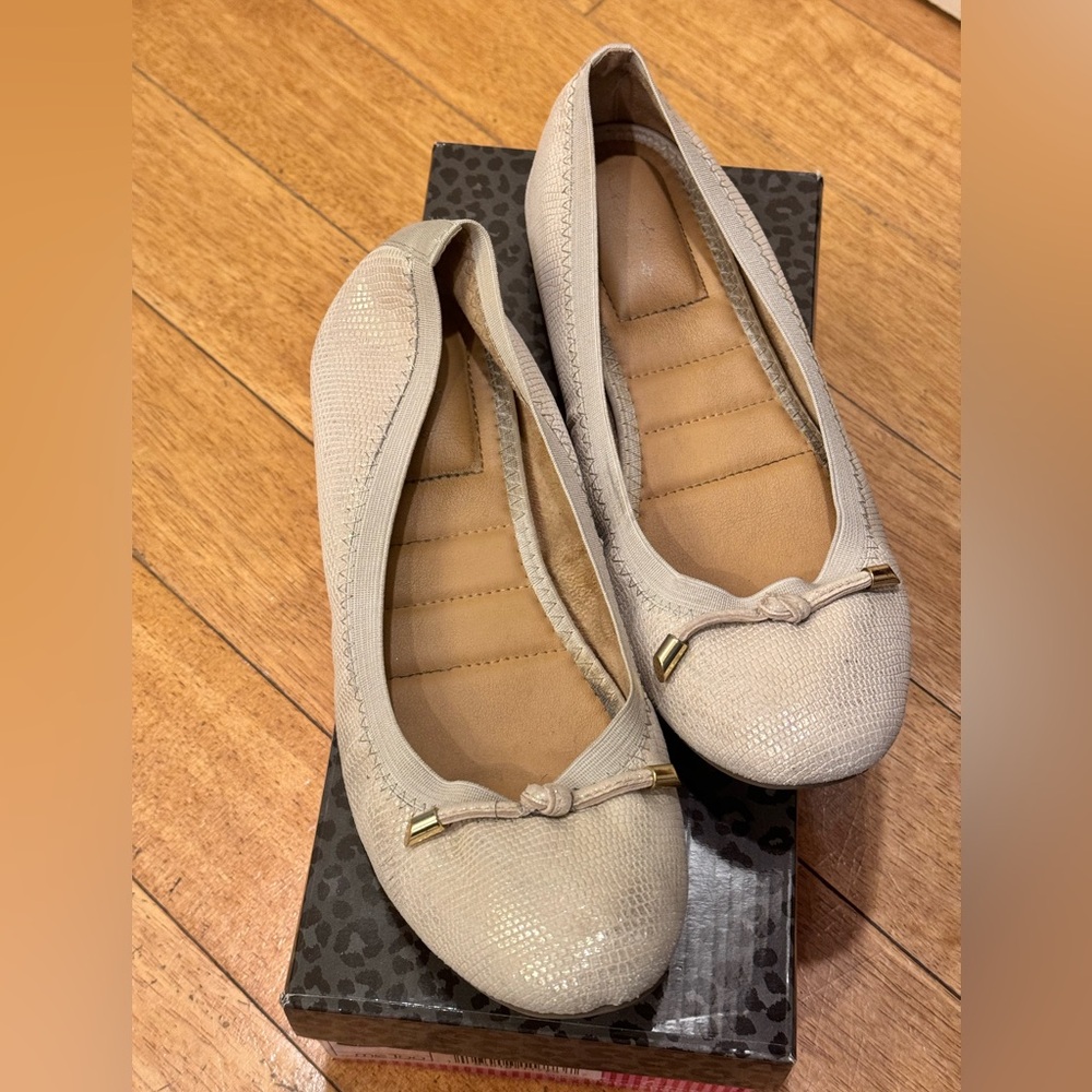 Me Too Kayla Lizard Embossed Leather Ballet Flat